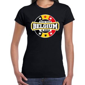 Have fear Belgium is here t-shirt met sterren embleem in de kleuren van de Belgische vlag - zwart - dames - Belgie supporter / Belgisch elftal fan shirt / EK / WK / kleding L