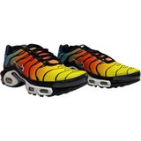 Nike Tuned Unisex Schoenen - Wit - Maat: 36 - Mesh/Synthetisch - Foot Locker