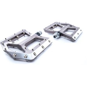 CUBE Pedalen Slasher - Fietspedalen - Lichtgewicht platformpedaal - CNC gefreesd aluminium - 108 x 108 x 14 mm - Zilver