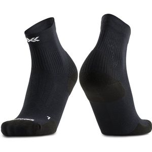X-SOCKS Core Sport Light enkel - O-ring compressieondersteuning voor gerichte stabiliteit, comfort & prestatieverbetering - Perfect voor intensieve training en wedstrijden - Wit/Zwart, 35-38