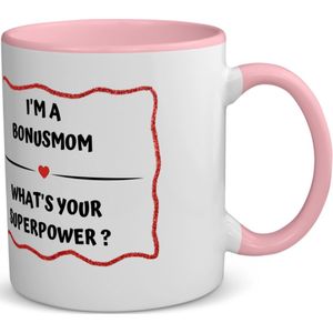 Akyol - i'm a bonusmom what's your superpower? koffiemok - theemok - roze - Mama - super bonusmoeder - moeder cadeautjes - moederdag - verjaardag - geschenk - kado - 350 ML inhoud
