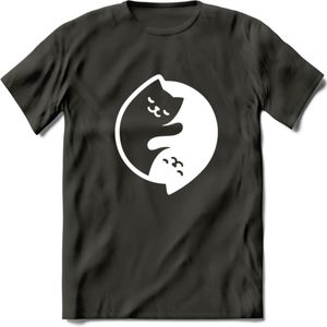 Ying Yang Sleepy Kat - Katten T-Shirt Kleding Cadeau | Dames - Heren - Unisex | Dieren shirt | Grappig Verjaardag kado | Tshirt Met Print | - Donker Grijs - S