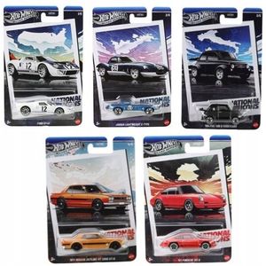Hot Wheels Silver Series National Icons Set - 5 Iconische Auto's