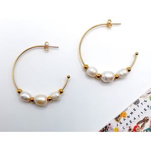 Jeannette-Creatief® - Chique - Oorringen met Zoetwaterparels - Gouden Oorringen RVS - RVS Oorringen - Oorbellen met Zoetwaterparels - Dames Oorbellen - Oorbellen - Ibiza Chic - Sieraden