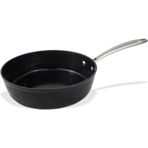 BY C&P© Signature Hapjespan 24 CM Zwart 0,75 KG - Pan Geschikt voor Inductie/Gas/Elektrisch Koken - Uniek Design Hapjespan - Keramische Anti Aanbaklaag Pan - 100% PFAS Vrij - Handgreep blijft Koel - Vaatwasser en Oven Geschikt - 7 Jaar Garantie
