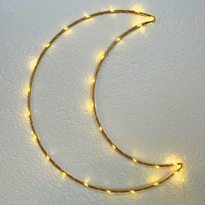 ZoeZo - Maanlampje LED - Goud - Maan - Batterij - Metaal - 100 led - Wandlamp - Kinderkamerverlichting - Wand decoratie - sfeerlamp - sfeerverlichting - Nachtlampje - Maanlampje - Maan lamp - Baby kamer