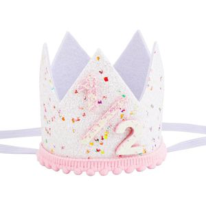 Halve verjaardagskroonhoed voor meisjes met kleurrijke stippen, ideaal als feestoutfitaccessoire en fotorekwisiet voor 6 maanden verjaardag en decoratie