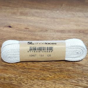 SLine 150cm wit goud zilver feestveter - Platte hippe modeveter met Lurex vezel. Geeft een chique metalic uitstraling. Mooie schoenveter om je favoriete sneakers mee te pimpen.