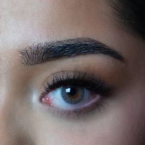 Graphite | -4.75 | Realistische Kleurlenzen | Jaarlenzen | Grijs | Kleurlenzen op sterkte en zonder sterkte | Zachte lenzen | Comfortabel voor dagelijks gebruik | Halloween | Cosplay | Party