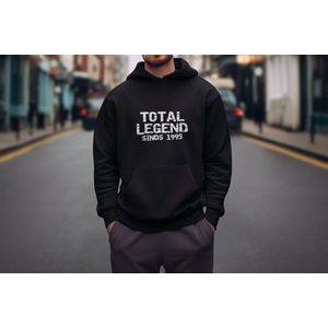 1995 Jaar Zwart Hoodie heren - Maat M - Total Legend - Verjaardag Cadeau Mannen - Limited Edition