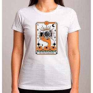 Queen of the Lens - T Shirt - Photography - PhotoOfTheDay - LensLove - Fotografie - FotoVanDeDag - MomentVastleggen