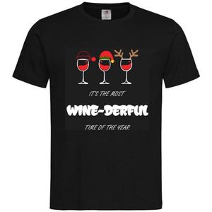 T-shirt Unisex Volwassenen Fout Foute Kerst Kerstmis Vrouw Grappig Tekst ""It's the most WINE-DERFUL time of the year"" Kerstmuts Elvenmuts Gewei | korte mouw | Zwart/wit/rood/groen/cappuccino/geel | maat S