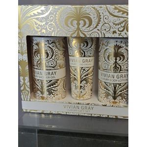 luxury gift set - vanille - iris bloemen - patchoeli - shower gel - body lotion - handcreme - verjaardag - moeder dag - kerst geschenk - leuk kado