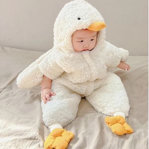 Pasgeboren baby slaapzak - Baby pakje - Van 60 tot en met 90 CM - Cadeau baby - Eend - Baby kleding - Kado - Warm - Goede kwaliteit