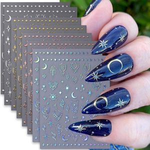 TRANKIELO® - 3D Nagelstickers Maan en Sterren - Set van 8 - Zelfklevend - Lasergoud en Zilver - Accessoires voor Vrouwen en Meisjes