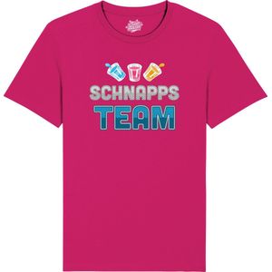 Schnapps Team - Grappige Apres Ski Wintersport Kleding - Mannen / Vrouwen / Unisex - Foute Ski en Snowboard Vakantie Outfit Cadeau - Unisex T-Shirt - Fuchsia - Maat L