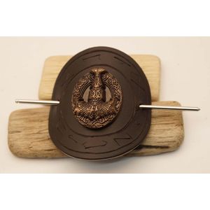 Donker bruin leren haarspeld + metalen stokje runentekens met Thor's Hamer - viking haarspeld - ronde haarspeld - viking haaraccessoires - viking haarsieraden - stoere haarspeld - ruige haarspeld - haarspeld hamer -Nordic Viking haarspelden