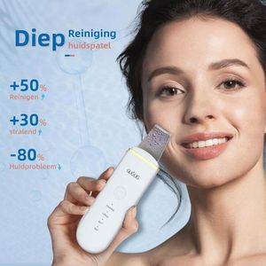 Skin Scrubber Spatula Poriënreiniger 4 Modi Gezichtsscrubber - Comedones Extractor - Dieptereiniging - Witgoud