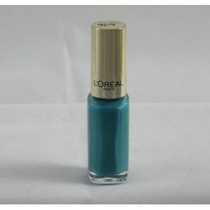 L'Oréal Paris Color Riche Le Vernis 616 Innocent Green Nagellak
