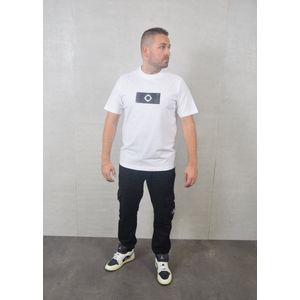 Ma.Strum Tromple Loeil Badge Tee