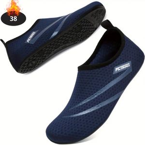 Bovista Waterschoenen Voor Kinderen & Volwassenen - Aqua Shoes - Aquaschoenen - Afzwemschoenen - Zwemles Schoenen - Blauw - 36