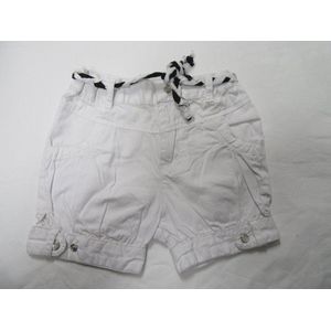 Dirkje , korte broek , short , wit , meisje , 4 jaar , 104