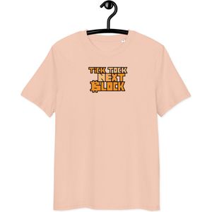 Tick Tock Next Block T-shirt - By BitPopArt - Bitcoin T-shirt - Unisex - 100% Biologisch Katoen - Perzik Roze - Maat S | Bitcoin cadeau| Bitcoin T-shirt| Bitcoin Shirt| Bitcoin Merch| Bitcoin Merchandise| Bitcoin Kleding| Crypto T-shirt