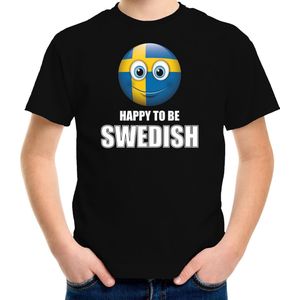 Zweden Happy to be Swedish landen t-shirt met emoticon - zwart - kinderen - Zweden landen shirt met Zweedse vlag - EK / WK / Olympische spelen outfit / kleding 134/140
