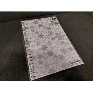 Kerst Tafelkleed - 180 x 130 cm - Wit/Zilver Kerst Tafelkleed - Tafelkleed Kerst Papier | Kerst Wegwerp Tafelkleed - Tafelkleed Kerstprint