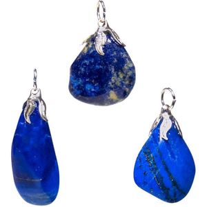 Edelsteenhanger van lapis lazuli, circa 1,5 tot 3 cm per stuk