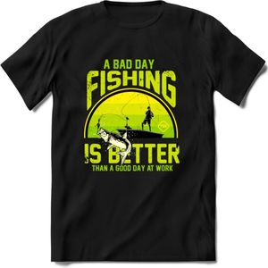 A Bad Day Fishing - Vissen T-Shirt | Groen | Grappig Verjaardag Vis Hobby Cadeau Shirt | Dames - Heren - Unisex | Tshirt Hengelsport Kleding Kado - Zwart - 3XL