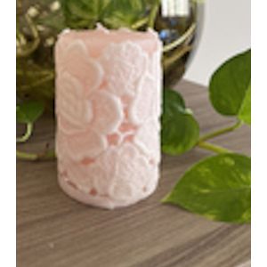 Scented Pillar Candles with Lace - Handmade Rose Geurkaarsen - SilverNile Goods - Small Cylindrical Shaped Candle