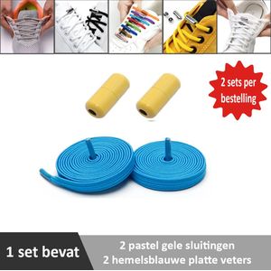 2 paar hemelsblauwe platte elastische veters met pastel gele sluitingen. Je hoeft voortaan nooit meer je veters te strikken.