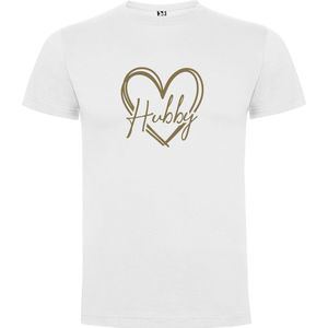 Wit T-Shirt met “Hubby“ Afbeelding Goud Maat S