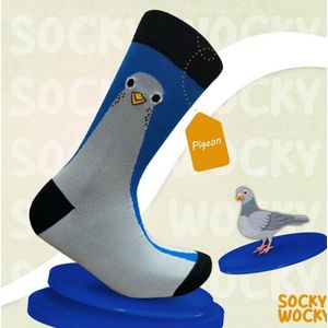PIGEON - DUIF - 2 Pack - Grappige Sokken voor Mannen & Vrouwen - One Size Sokken - Humorvolle Huissokken - Geschenk voor Heren, Dames, Vader, Moeder, Vriendin, Zus, Oma - Cadeau SOCKY WOCKY