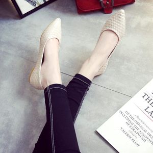 Provento - Comfortabele Ballerina Schoenen voor Dames in Abrikoos - Platte en Geweven Design - Puntige Neus - Slip On - Maat 38 EU