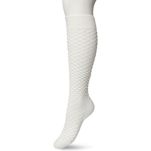 Bonnie Doon Bio Kabel Kniekousen Dames Off White maat 36/42 - Kabel patroon in Ruit Vorm - Biologisch Katoen - Uitstekend draagcomfort - Cable Knee High - OEKO-TEX - Gladde Naden - Duurzaam Huidvriendelijk Bio Katoen - Crème - Ivoor - BP211506.110