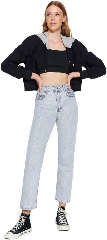 Trendyol - Twoaw24Je00082 - Lichtblauwe Rechte Jeans - Hoge Taille