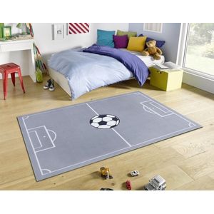 Flycarpets Kinderkamer Laagpolig vloerkleed - Voetbalveld - Grijs - 160x220 cm