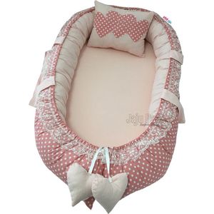 SNS Baby - Babynestje en Hoofdkussen - Organische Katoen - Antibacterieel Babynestje - Anti-Allergisch Babynestje - Polka Dot - Orthopedie - 74 x 40 cm