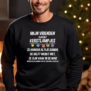 Uniseks kersttrui: Mijn Vrienden zijn net kerstlampjes- Zwart Maat S- Foute kersttrui. kerst Sweater