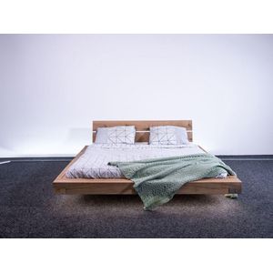 Zwevend eiken bed - Houten bed - 200 x 200 - twee persoons bed - inclusief hoofdbord