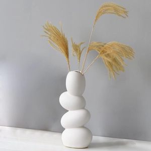 Abstract Ceramic Egg Vase, Unique and Minimalist Decorative Vases, Modern Sculpture Decoration for Living Room (White)
