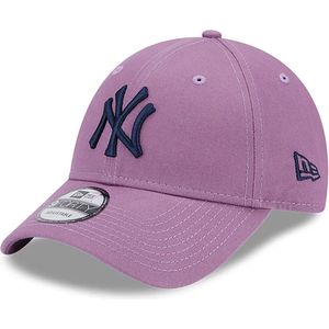 New York Yankees League Essential Purple 9FORTY Adjustable Cap