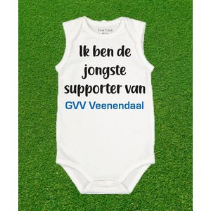 Rompertje jongste supporter van GVV Veenendaal.