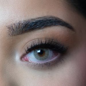 Crystal | -2.25 | Realistische Kleurlenzen | Jaarlenzen | Grijs | Kleurlenzen op sterkte en zonder sterkte | Zachte lenzen | Comfortabel voor dagelijks gebruik | Halloween | Cosplay | Party