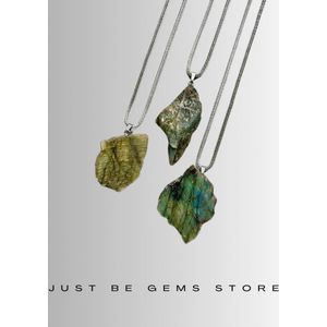 Gemstone ketting Labradoriet half gepolijst