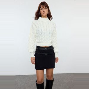 Trendyol Fuchsia Cropped Gebreide Trui Met Hoge Hals Twoaw22Kz1634