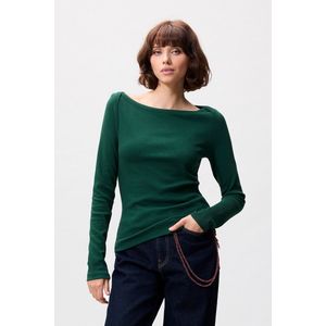 Deze longsleeve heeft een aangesloten pasvorm en is gedetailleerd met een rechte zoom en ribboorden. Gemaakt van biologisch katoen in een zachte ribkwaliteit. Een vleugje elastaan is toegevoegd voor extra comfort.Boatneck rib long sleeve