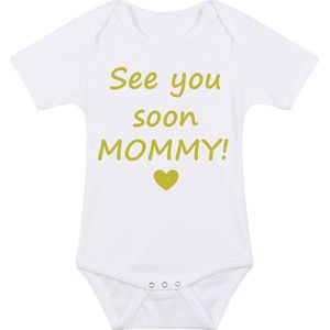 Baby rompertje met leuke tekst | See you soon mommy! |zwangerschap aankondiging | cadeau papa mama opa oma oom tante | kraamcadeau | maat 56 wit goud
